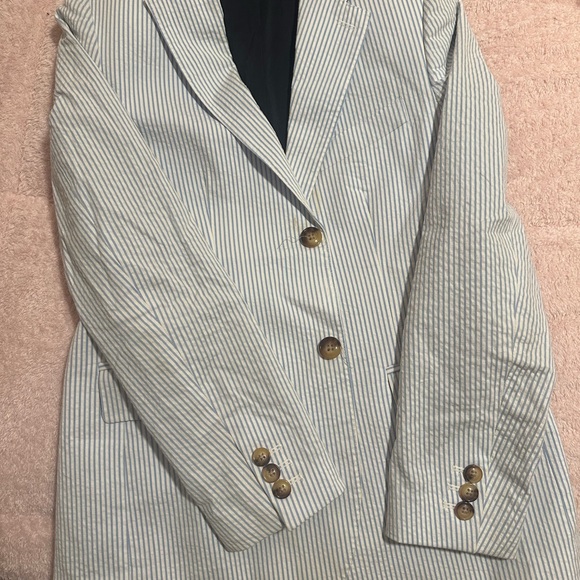 Vineyard Vines Blue and White Matching Set